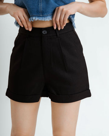 Relaxed Folded Hem Shorts (Black)