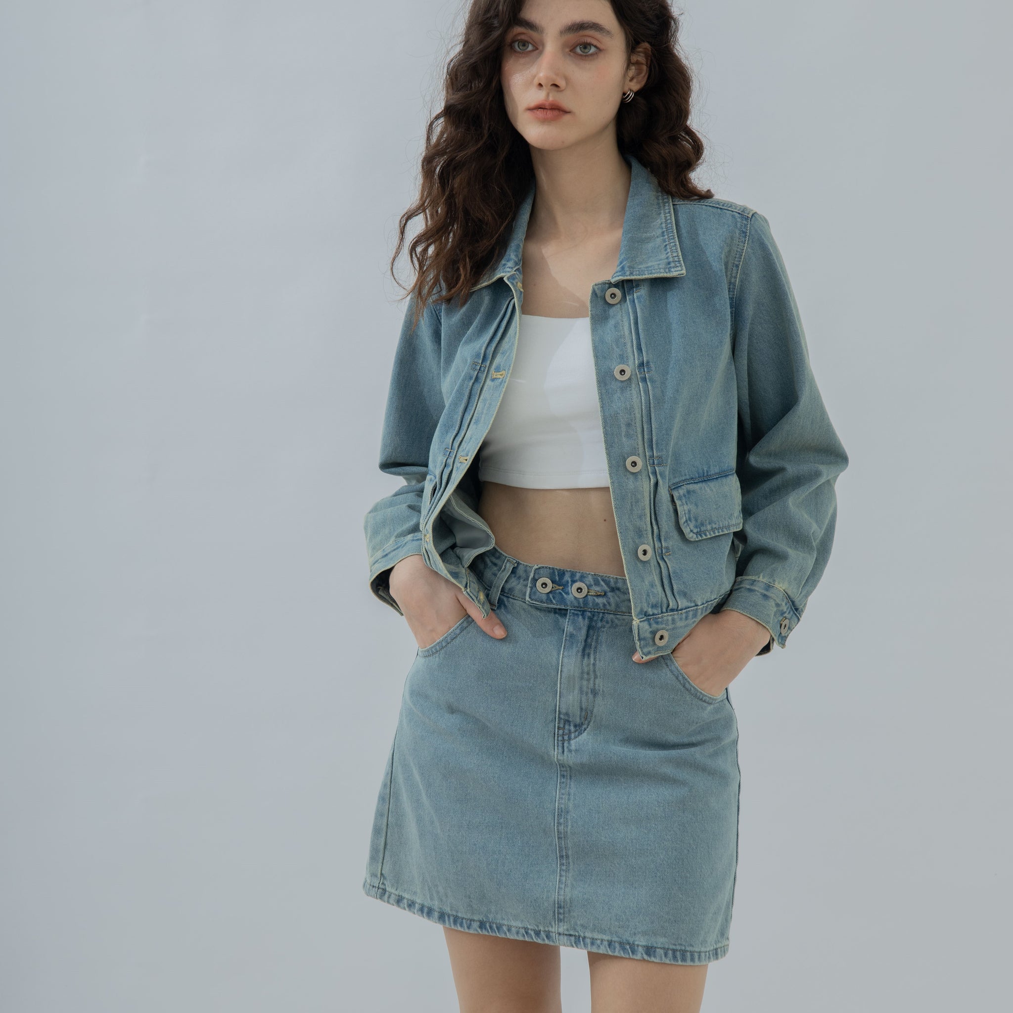 Dylan Front Pleat Denim Jacket (Denim)