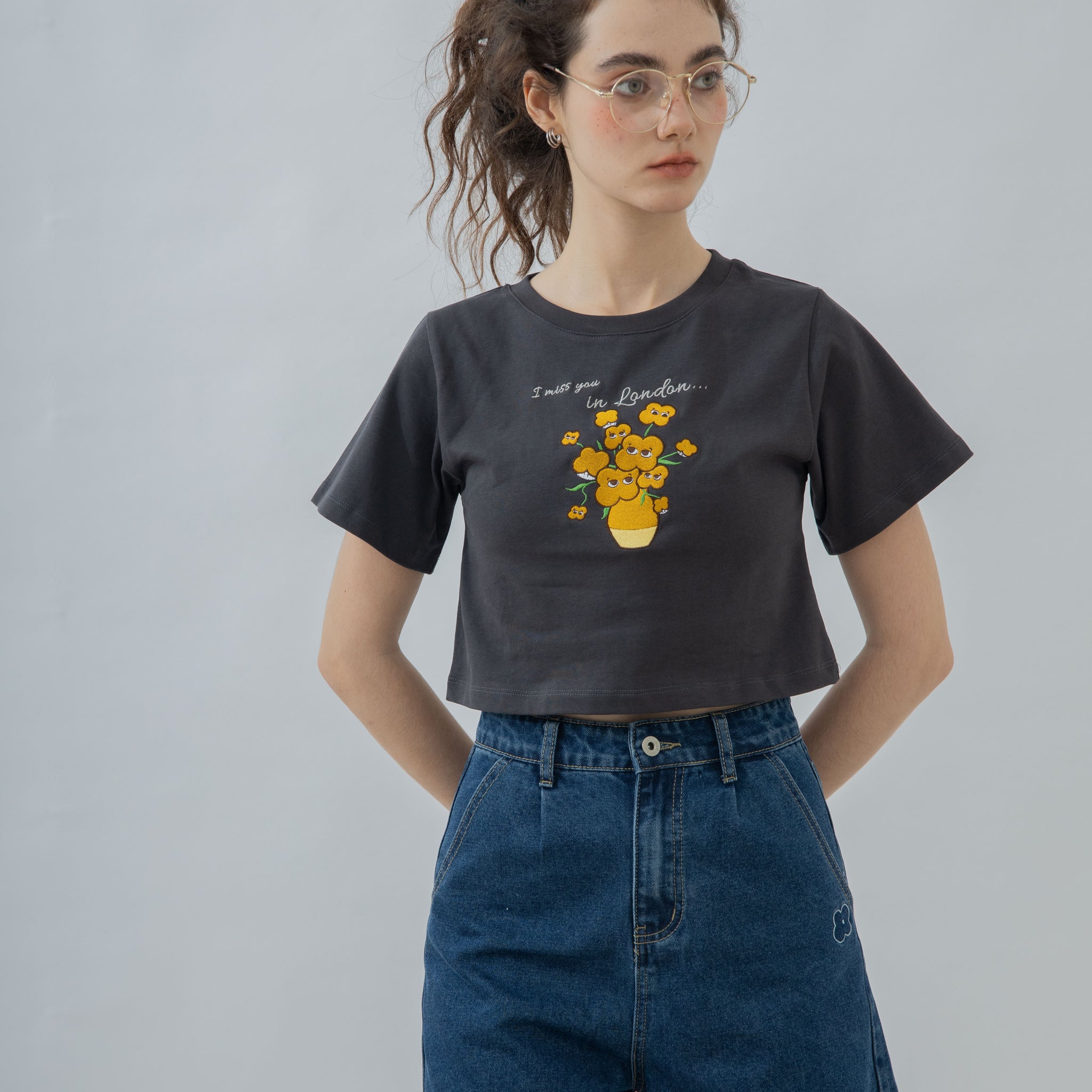 LULU Flower In A Vase Embroidery Crop Tee (Dark Grey)