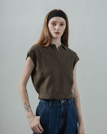 V Placket Collared Knit Top (Dark Khaki)