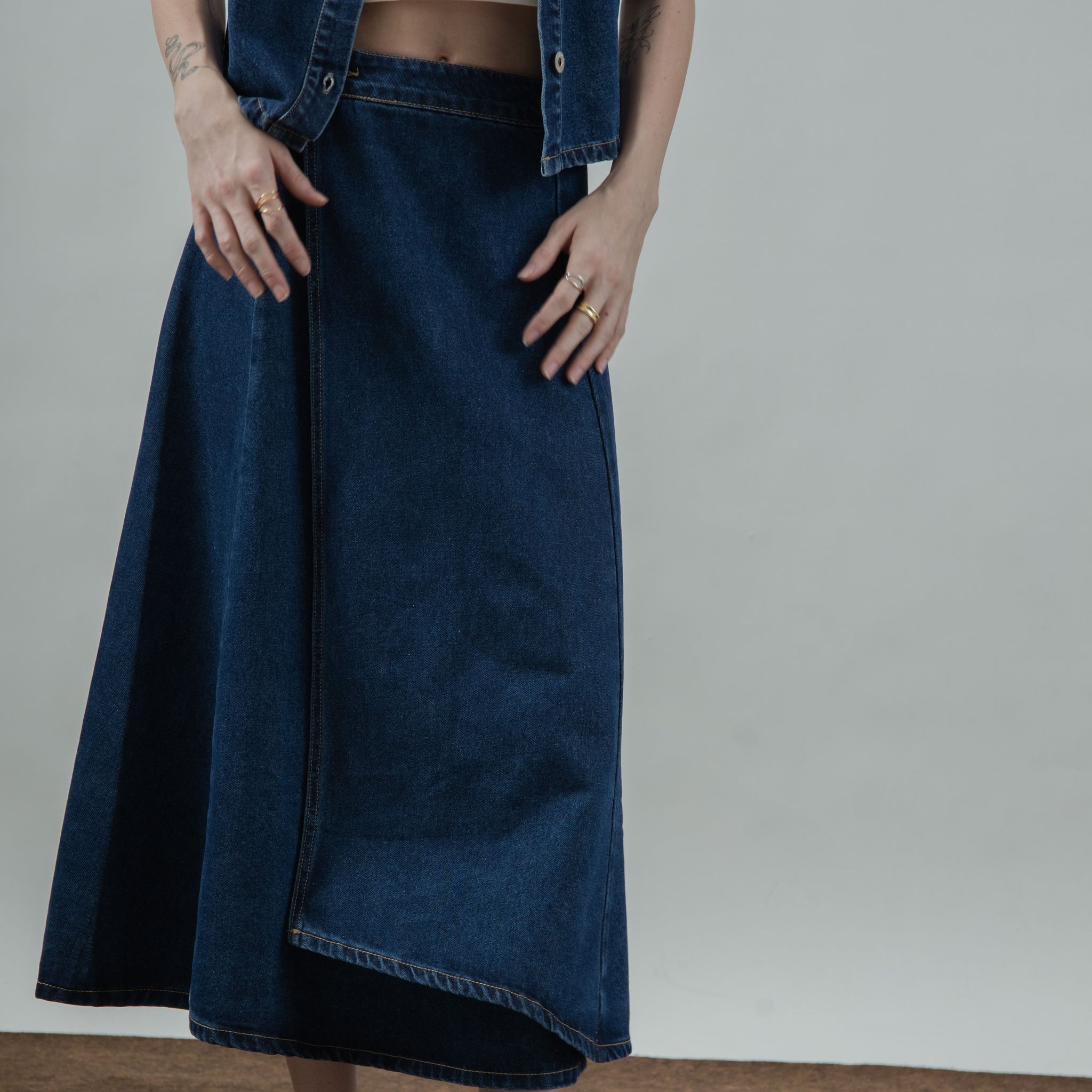 Side Button Wrap Denim Flare Skirt (Denim)