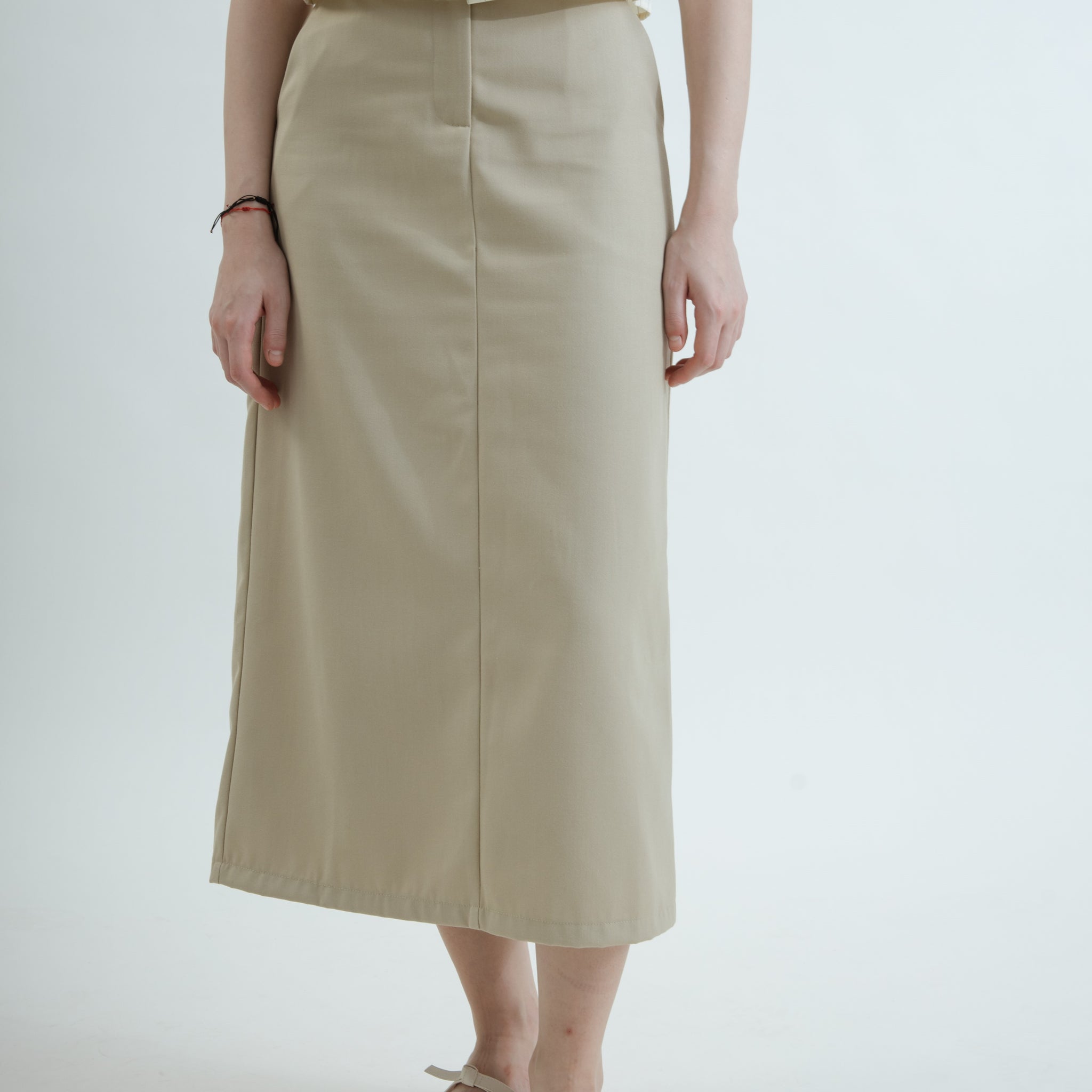 Mindy Back Elastic Tailored Skirt (Beige)