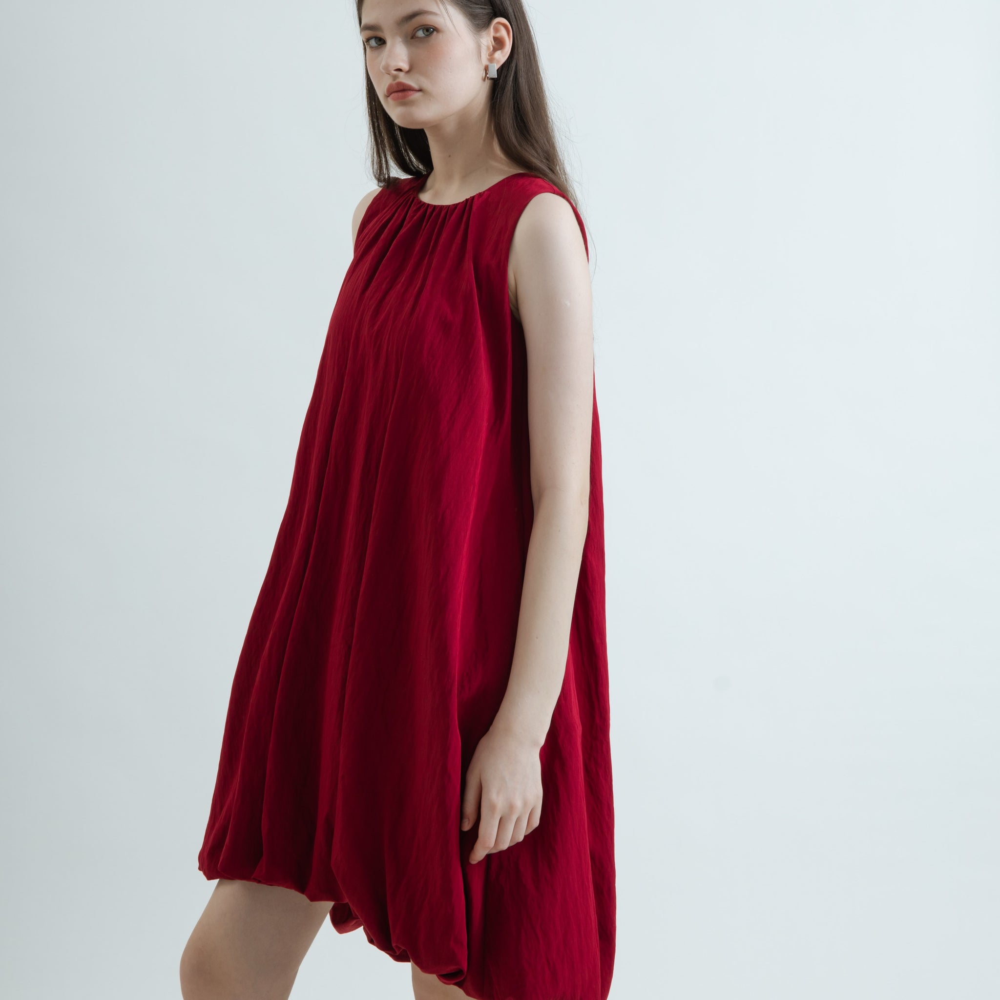 Flowy Pleated Asymmetrical Balloon Dress (Red)