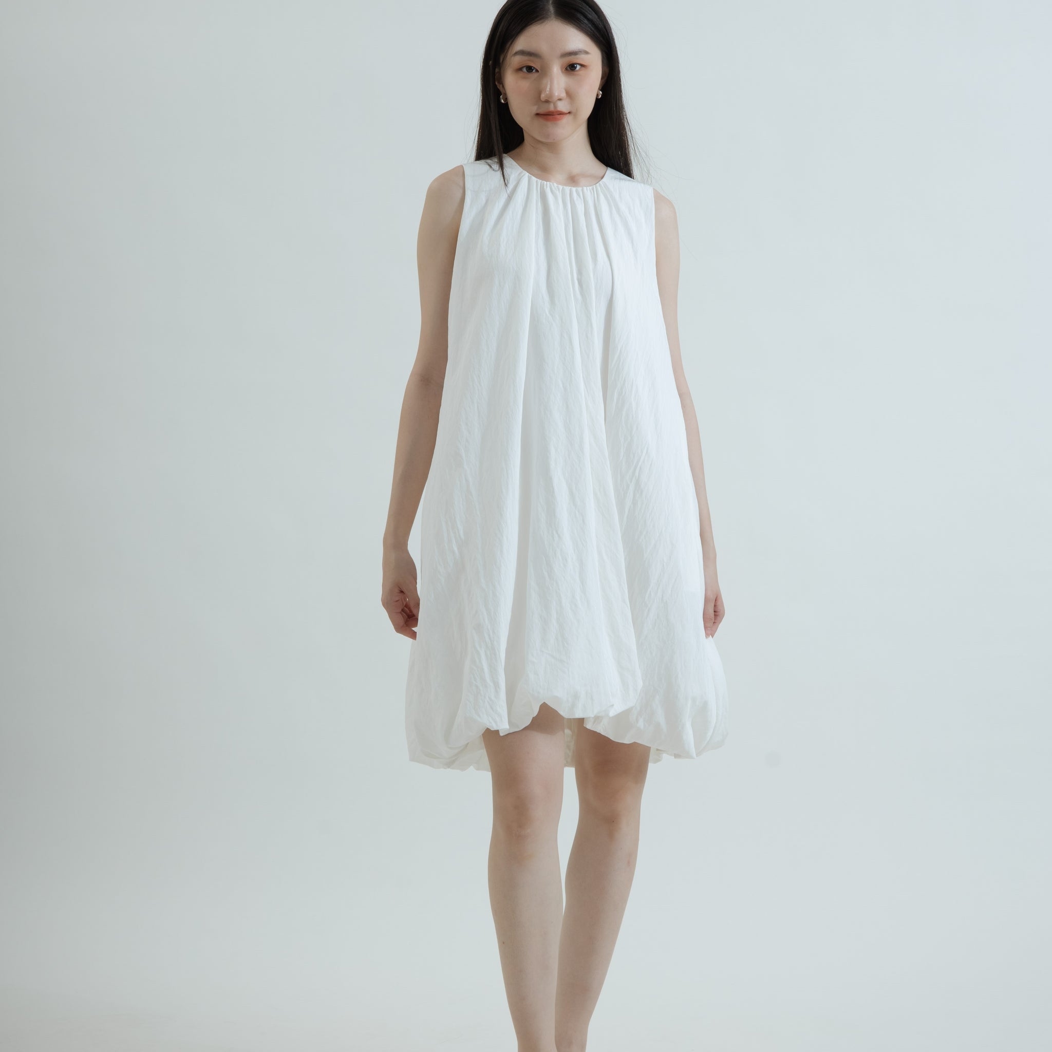 Flowy Pleated Asymmetrical Balloon Dress (White)