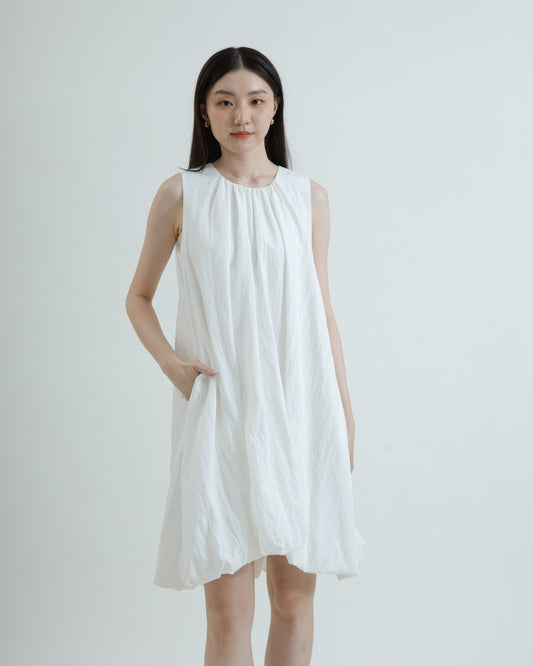 Flowy Pleated Asymmetrical Balloon Dress (White)