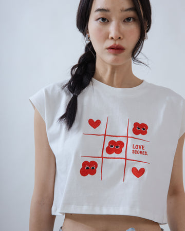 LULU and Love Tic Tac Toe Embroidery Sleeveless Top (White)